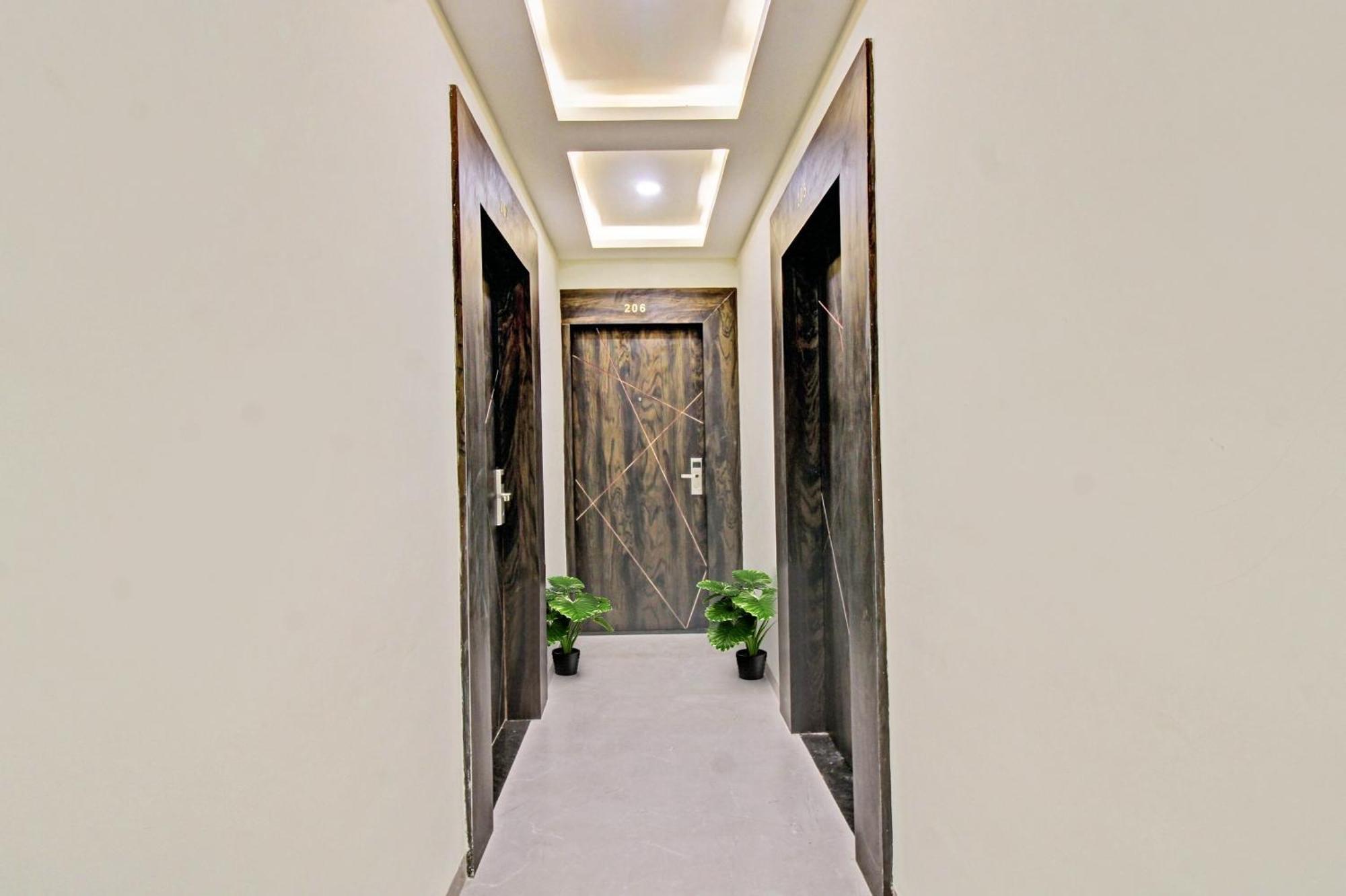 Townhouse Md Star Hotel Nágpur Kültér fotó